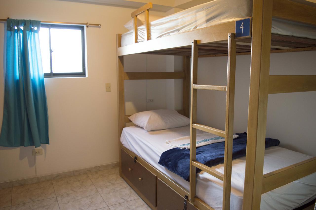 El Descanso Donde Sara Hostel Medellín Kültér fotó