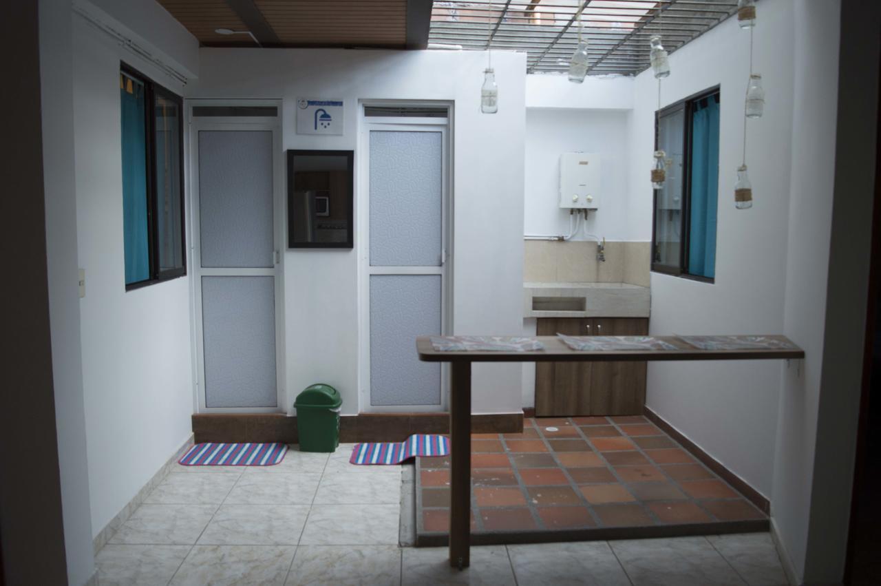 El Descanso Donde Sara Hostel Medellín Kültér fotó