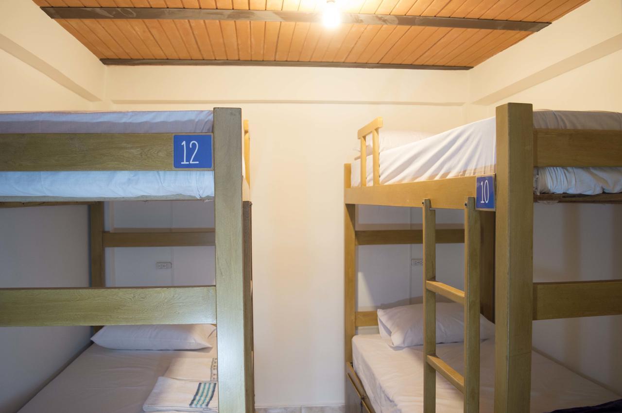 El Descanso Donde Sara Hostel Medellín Kültér fotó